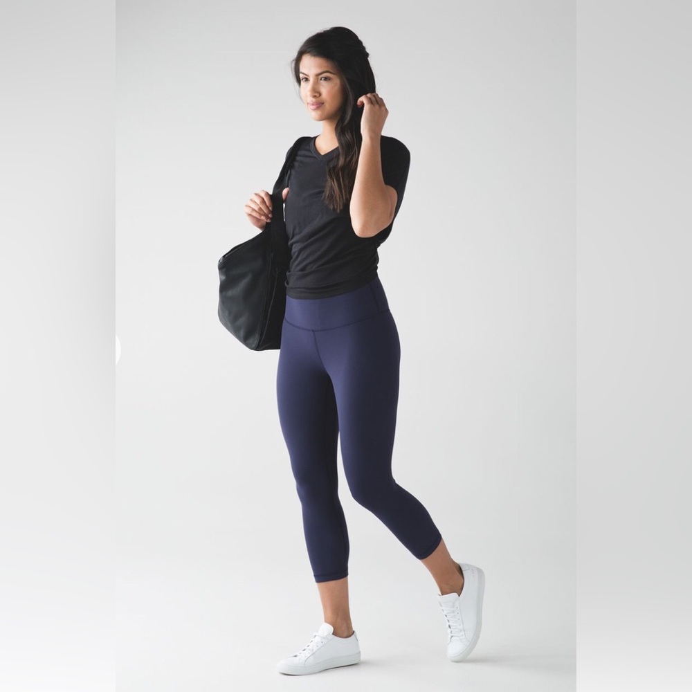 🌼Lululemon Align Crop Pant 19” NULU
Deep Indigo Size 4